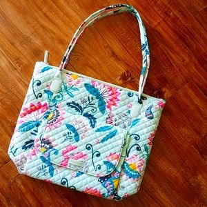 💙💚VERA BRADLEY TOTE💚💙